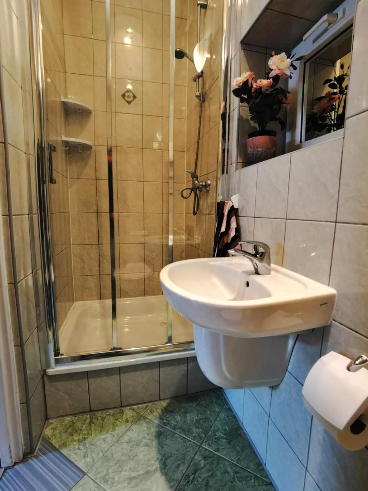 Apartmán Wynajem Apartamentow I Pokoi. Ustronie Morskie Exteriér fotografie